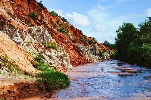Mui Ne Paradise Beach Khu nghỉ mát 3*