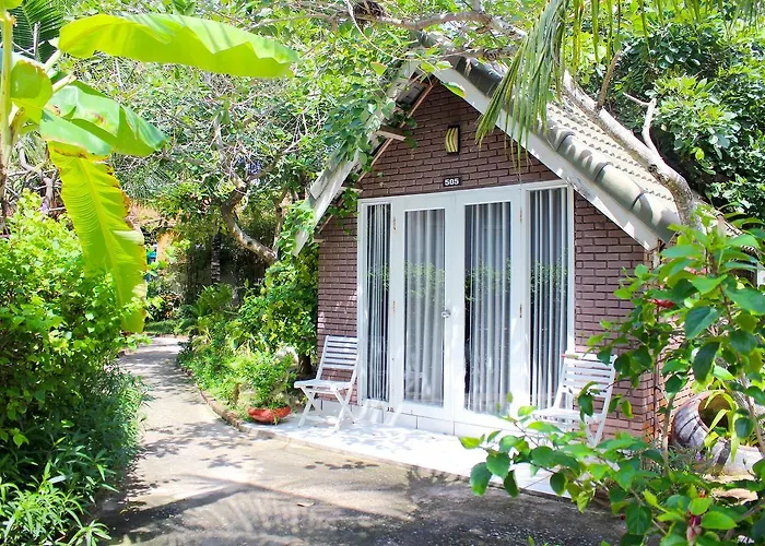 Khu nghỉ mát Mui Ne Paradise Beach 3*