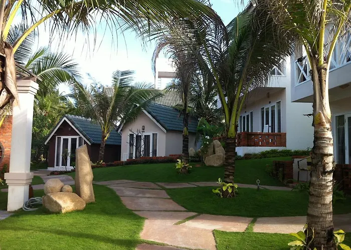 Khu nghỉ mát Mui Ne Paradise Beach 3*